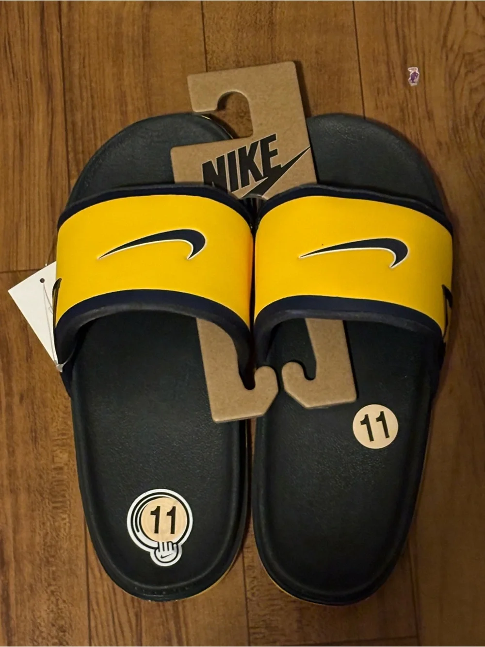 NWT Nike Michigan Wolverines 2024 Off-Court Slide Sandals Men’s Size 11